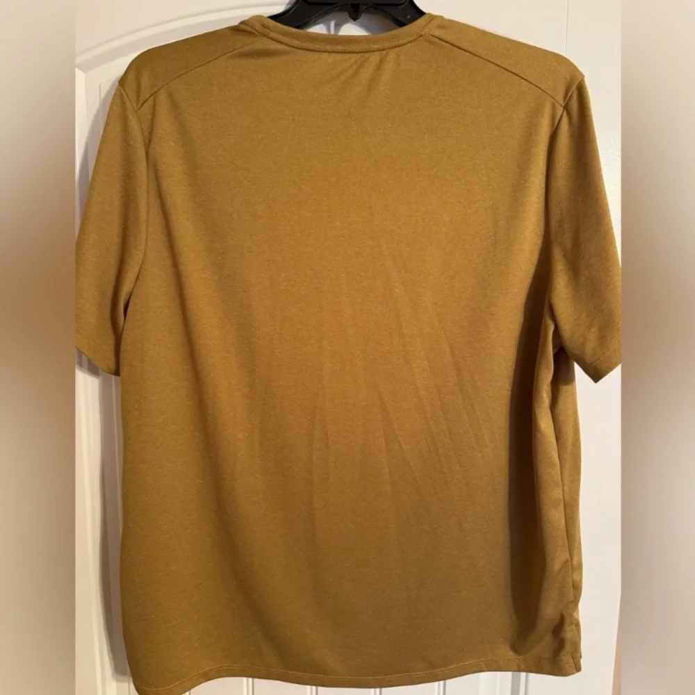 Nike Men's Mustard brownish Short Sleeve Tee
